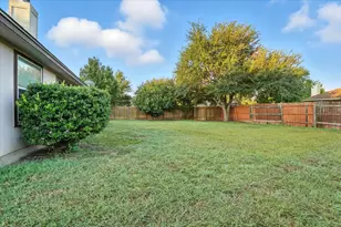 6001 Andross Ct, Hutto, TX 78634 - Photo 17
