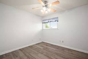 2009 Browning Dr, Austin, TX 78752 - Photo 13