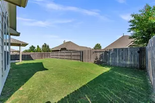113 Mindy Way, Liberty Hill, TX 78642 - Photo 35