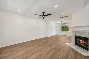 537 Roseberry St, Buda, TX 78610 - Photo 3
