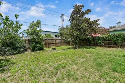 537 Roseberry Street, Buda, TX 78610 - Photo 19