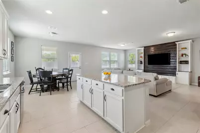 112 Silver Springs Bend, Kyle, TX 78640 - Photo 3