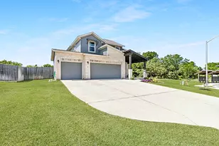 112 Silver Springs Bend, Kyle, TX 78640 - Photo 7