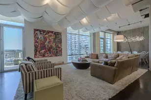 800 W 5th St, Austin, TX 78701 - Photo 11