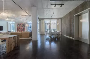 800 W 5th St, Austin, TX 78701 - Photo 3