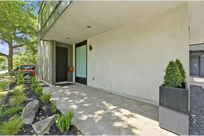 3004 Fontana Drive, Austin, TX 78704 - Photo 3