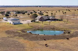 651 Co Rd 497, Taylor, TX 76574 - Photo 1