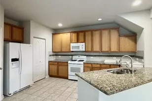 1705 Arbor Knot Dr, Kyle, TX 78640 - Photo 3