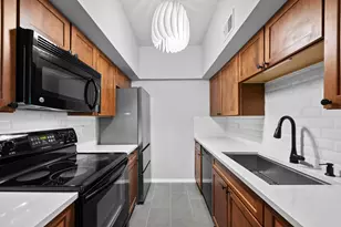 1509 W 39 1/2 St, Austin, TX 78756 - Photo 7