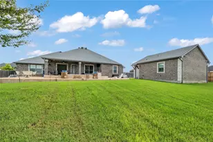 8219 Collins Creek Dr, Salado, TX 76571 - Photo 17
