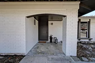 1017 Cripple Creek Dr, Austin, TX 78758 - Photo 3