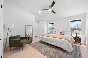 1017 Cripple Creek Dr, Austin, TX 78758 - Photo 15