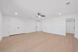 1017 Cripple Creek Dr, Austin, TX 78758 - Photo 21