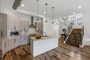 1405 Camelot Cir, Austin, TX 78745 - Photo 9