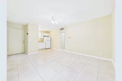 1000 W 26th Street #106, Austin, TX 78705 - Photo 1
