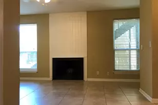 1000 W 26th St, Austin, TX 78705 - Photo 7
