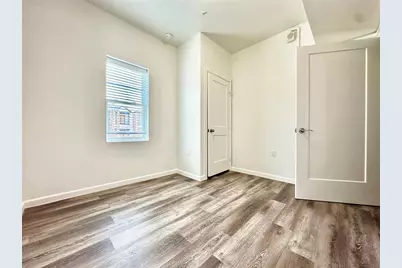 911 W 22nd. Street #203, Austin, TX 78705 - Photo 9