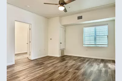911 W 22nd. Street #203, Austin, TX 78705 - Photo 5