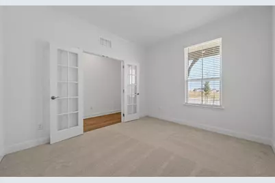 501 Maries Garden Drive, Georgetown, TX 78626 - Photo 17