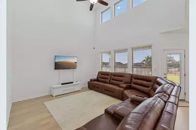 105 Plainsman Lane, Georgetown, TX 78633 - Photo 7