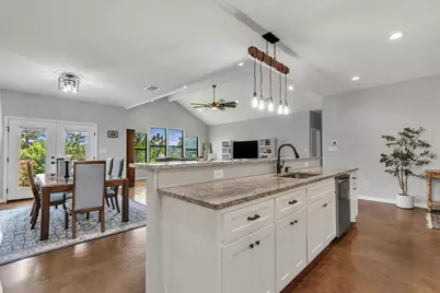 329 Kaanapali Lane, Bastrop, TX 78602 - Photo 7