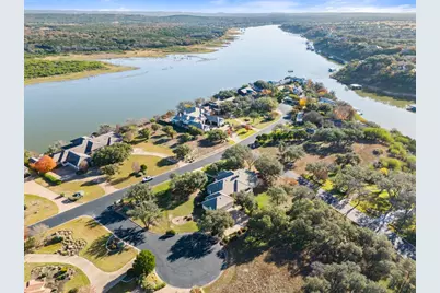 26801 Founders Place, Spicewood, TX 78669 - Photo 35