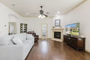 210 Yukon Cove, Hutto, TX 78634 - Photo 7