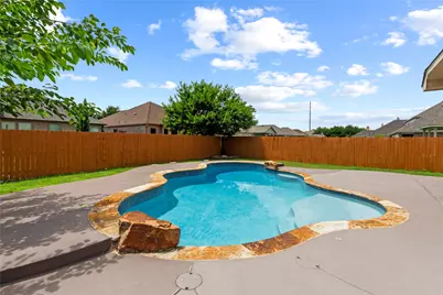117 Emory Fields Drive, Hutto, TX 78634 - Photo 5