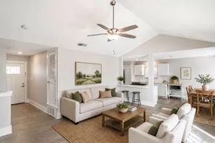 5101 Wayborne Hill Dr, Austin, TX 78723 - Photo 5
