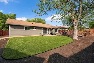 5101 Wayborne Hill Dr, Austin, TX 78723 - Photo 15