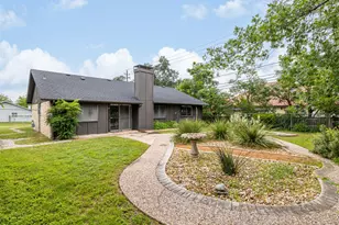7001 Watchwood Dr, Austin, TX 78745 - Photo 21