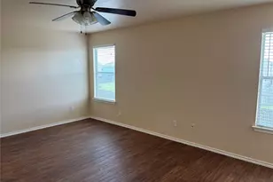 12840 St Mary Dr, Manor, TX 78653 - Photo 11