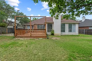 8605 Axis Dr, Austin, TX 78749 - Photo 37