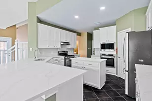 8605 Axis Dr, Austin, TX 78749 - Photo 13