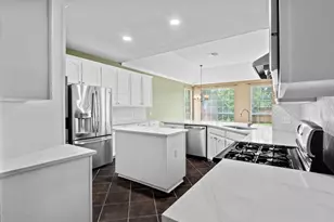 8605 Axis Dr, Austin, TX 78749 - Photo 15