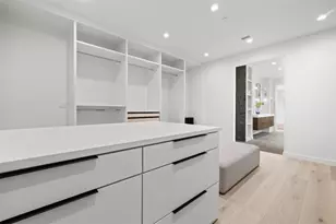 2404 Camino Alto Rd, Austin, TX 78746 - Photo 9