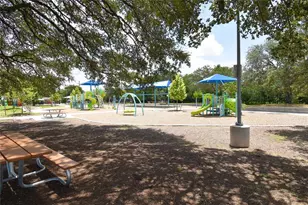6021 Bluebell Cir, Austin, TX 78741 - Photo 25