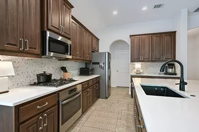 18409 Deleon Bayou Lane, Austin, TX 78738 - Photo 9
