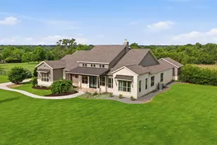 301 Wonderstruck, Liberty Hill, TX 78642 - Photo 5