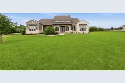 301 Wonderstruck, Liberty Hill, TX 78642 - Photo 3