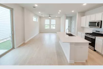 8311 Springsteen Drive #318, Austin, TX 78744 - Photo 7