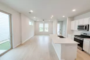 8311 Springsteen Dr, Austin, TX 78744 - Photo 7