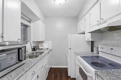 3505 Greystone Drive, Austin, TX 78731 - Photo 5