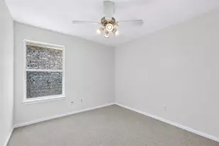 9213 Grant Forest Dr, Austin, TX 78744 - Photo 25