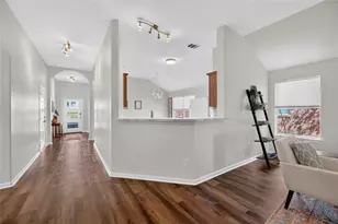 9213 Grant Forest Dr, Austin, TX 78744 - Photo 13