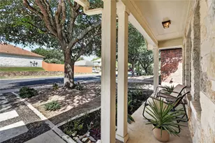 9213 Grant Forest Dr, Austin, TX 78744 - Photo 29