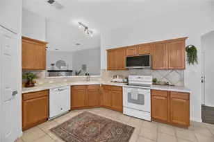 9213 Grant Forest Dr, Austin, TX 78744 - Photo 11
