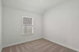 517 Bloomington Loop, Hutto, TX 78634 - Photo 15