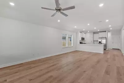 517 Bloomington Loop, Hutto, TX 78634 - Photo 19