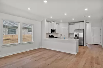 517 Bloomington Loop, Hutto, TX 78634 - Photo 21